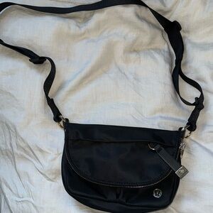 Lululemon All Night Festival Bag
Micro 2L
